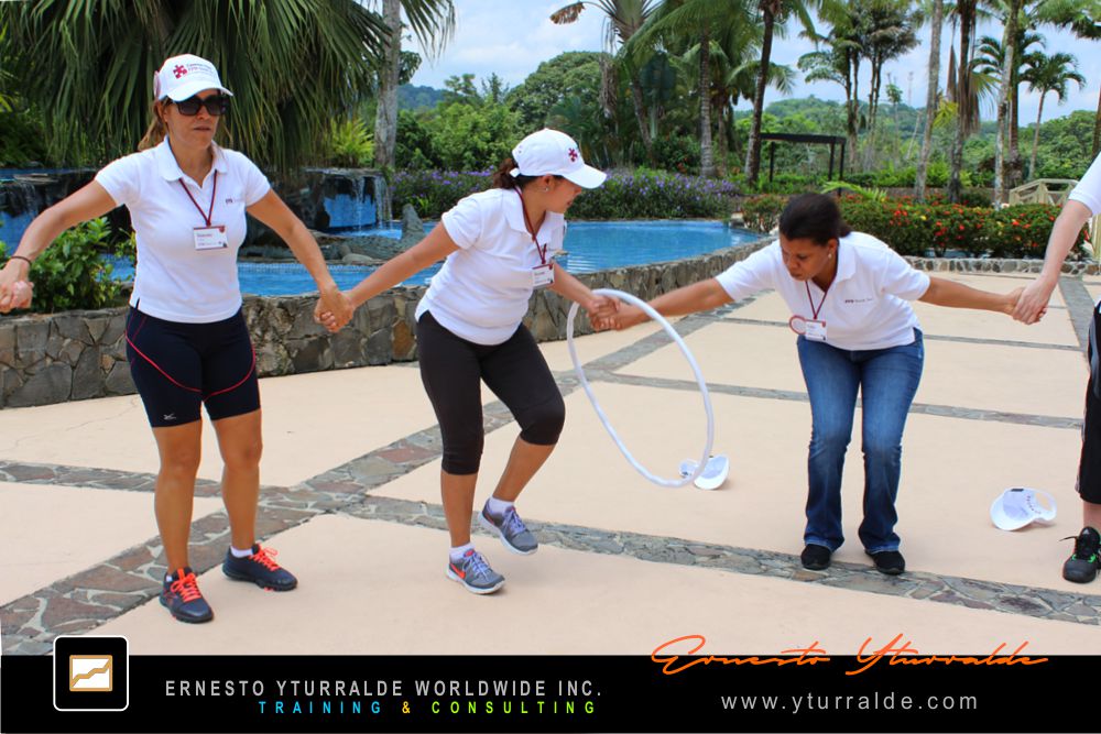 Cohesión de equipos en dinámicas outdoor